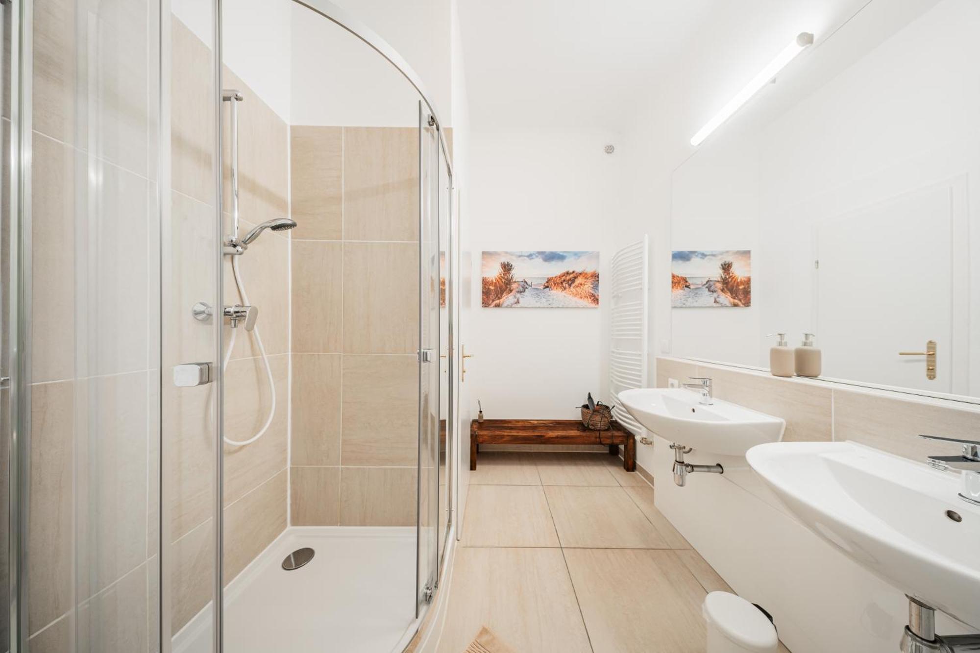 Sonnige Altbauwohnung Nahe Hauptbahnhof Apartament *