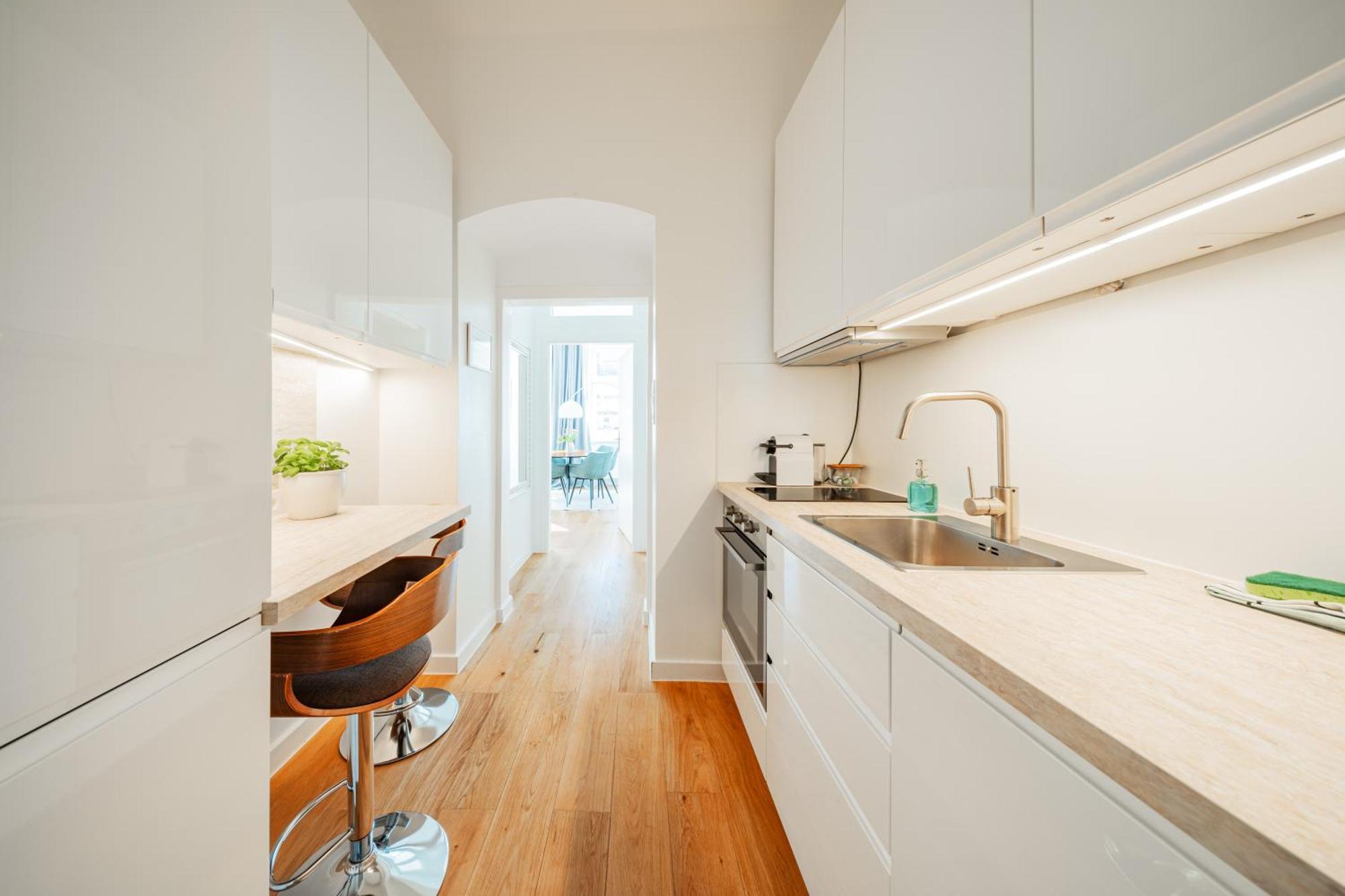 Sonnige Altbauwohnung Nahe Hauptbahnhof Apartament Wiedeń